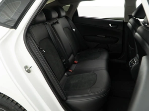 Седан Kia Optima 2018 года, 1727444 рублей, Москва