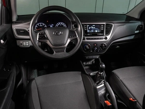 Седан Hyundai Solaris 2017 года, 1169000 рублей, Воронеж
