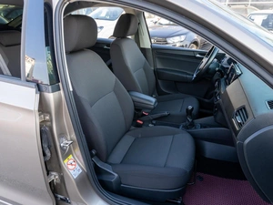 Лифтбек Volkswagen Polo 2021 года, 1489000 рублей, Саратов