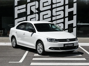 Седан Volkswagen Jetta 2014 года, 1040000 рублей, Волгоград