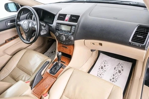 Седан Honda Accord 2007 года, 1029000 рублей, Красноярск