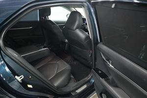 Седан Toyota Camry 2018 года, 2580000 рублей, Курск