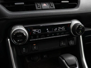 Внедорожник Toyota RAV4 2019 года, 3099000 рублей, Краснодар