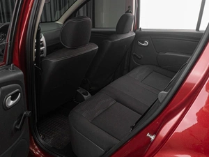 Хетчбэк Renault Sandero Stepway 2014 года, 889000 рублей, Тюмень