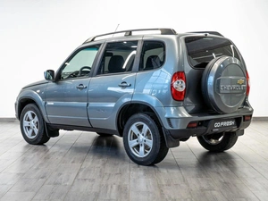 Внедорожник Chevrolet Niva 2014 года, 649000 рублей, Саратов