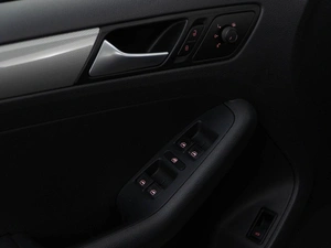 Седан Volkswagen Jetta 2016 года, 1398077 рублей, Москва