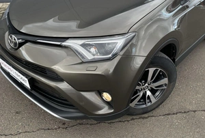 Внедорожник Toyota RAV4 2016 года, 2490000 рублей, Солонцы