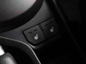 Хетчбэк Kia Rio 2016 года, 830000 рублей, Красный Пахарь