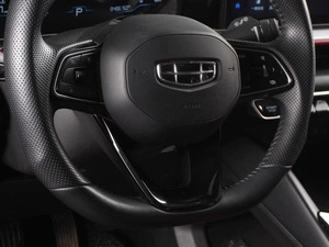 Внедорожник Geely Coolray 2024 года, 2149000 рублей, Минеральные Воды