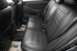 Седан Toyota Avensis 2005 года, 709000 рублей, Барнаул