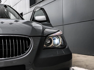 Седан BMW 5 серия 2009 года, 1324000 рублей, Кирилловка