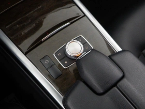 Седан Mercedes-benz E-класс 2013 года, 1998444 рублей, Москва