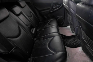 Внедорожник Toyota RAV4 2011 года, 1569000 рублей, Кемерово