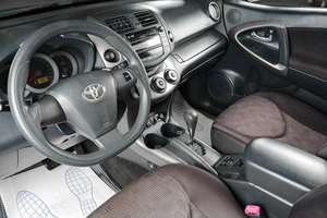 Внедорожник Toyota RAV4 2010 года, 1159000 рублей, Тюмень