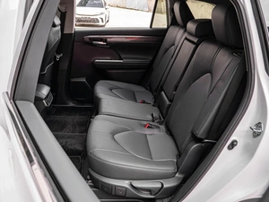 Внедорожник Toyota Highlander 2025 года, 5670000 рублей, Краснодар