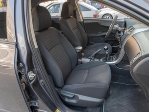 Седан Toyota Corolla 2010 года, 799000 рублей, Саратов