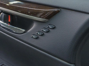 Седан Lexus ES 2014 года, 2379000 рублей, Сургут