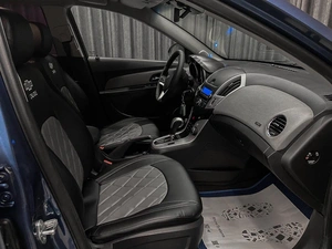 Седан Chevrolet Cruze 2013 года, 639000 рублей, Красноярск