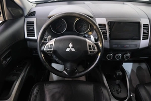 Внедорожник Mitsubishi Outlander 2011 года, 1189000 рублей, Омск