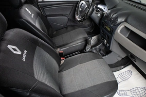 Седан Renault Logan 2011 года, 419000 рублей, Сургут