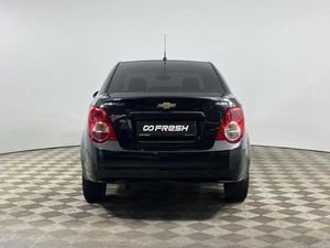 Седан Chevrolet Aveo 2014 года, 620000 рублей, Казань
