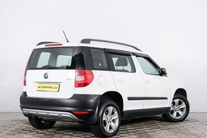 Внедорожник Skoda Yeti 2012 года, 829000 рублей, Красноярск