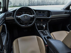 Седан Volkswagen Jetta 2020 года, 2120000 рублей, Краснодар