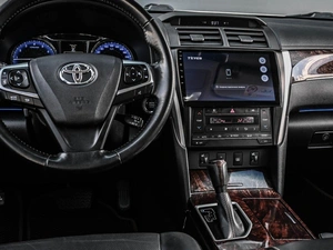 Седан Toyota Camry 2017 года, 2574000 рублей, Кирилловка