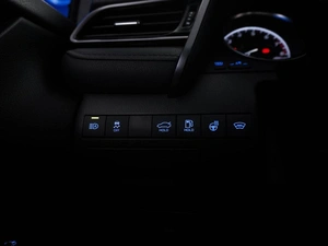 Седан Toyota Camry 2021 года, 3447077 рублей, Москва