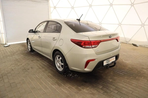 Седан Kia Rio 2017 года, 1400000 рублей, Обнинск