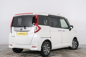 Минивэн Toyota Roomy 2017 года, 1149000 рублей, Красноярск