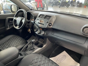 Внедорожник Toyota RAV4 2011 года, 1447000 рублей, Солонцы
