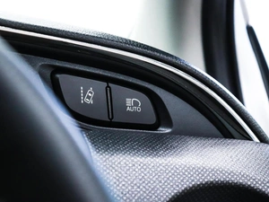 Хетчбэк Toyota Vitz 2015 года, 980000 рублей, Красноярск