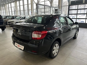 Седан Renault Logan 2016 года, 745000 рублей, Орёл