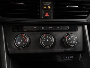 Седан Volkswagen Jetta 2020 года, 1869000 рублей, Тюмень