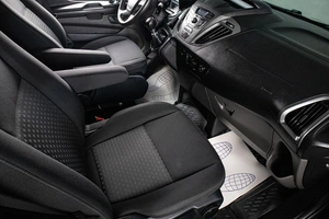 Минивэн Ford Tourneo Custom 2018 года, 3909000 рублей, Сургут