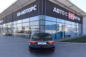 Седан Lexus ES 2014 года, 2500000 рублей, Мирное