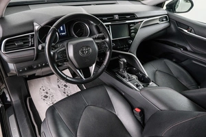 Седан Toyota Camry 2020 года, 3199000 рублей, Красноярск