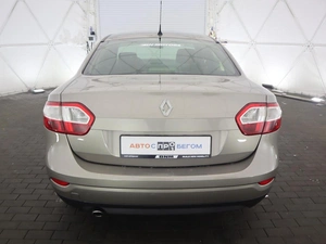 Седан Renault Fluence 2011 года, 655000 рублей, Орёл