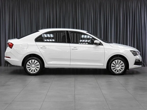 Лифтбек Skoda Rapid 2021 года, 1679000 рублей, Тюмень