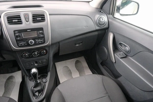 Хетчбэк Renault Sandero 2018 года, 899000 рублей, Красноярск