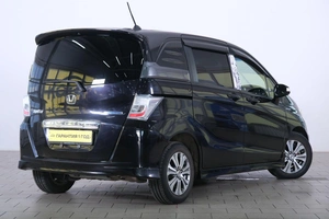 Минивэн Honda Freed 2012 года, 1249000 рублей, Омск