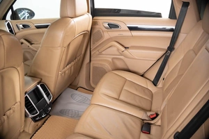 Внедорожник Porsche Cayenne 2011 года, 2249000 рублей, Пермь