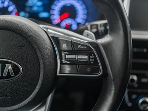 Седан Kia Optima 2020 года, 1995000 рублей, Красноярск