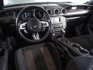 Кабриолет Ford Mustang 2017 года, 2900000 рублей, Краснодар