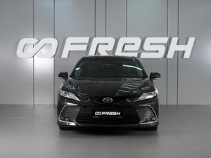 Седан Toyota Camry 2023 года, 3849000 рублей, Красный Пахарь