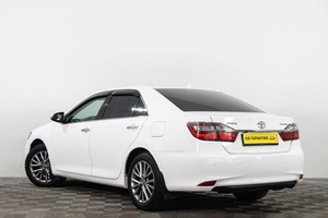 Седан Toyota Camry 2016 года, 2419000 рублей, Сургут