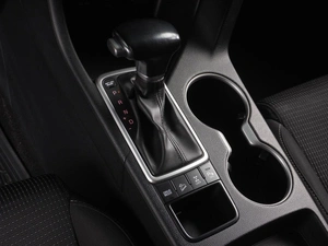 Внедорожник Kia Sportage 2018 года, 2098000 рублей, Красный Пахарь