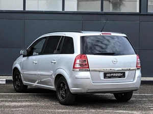 Минивэн Opel Zafira 2012 года, 594000 рублей, Кирилловка