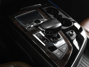 Внедорожник Audi Q7 2016 года, 3289000 рублей, Тюмень